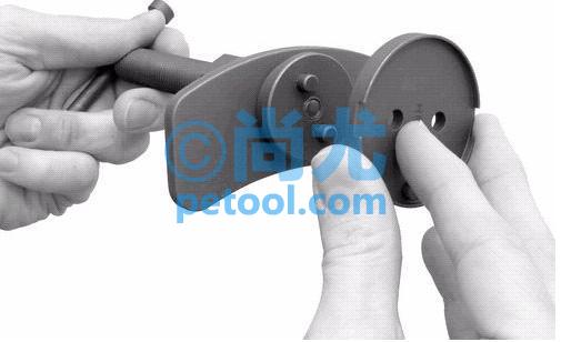 SKU:00248010,英国万用刹车片换装工具组套的照片